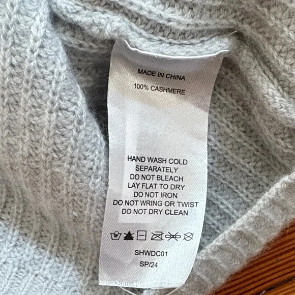 Quince Mongolian Cashmere Sweater- M - Picture 5 of 8